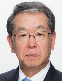 高橋　真裕氏