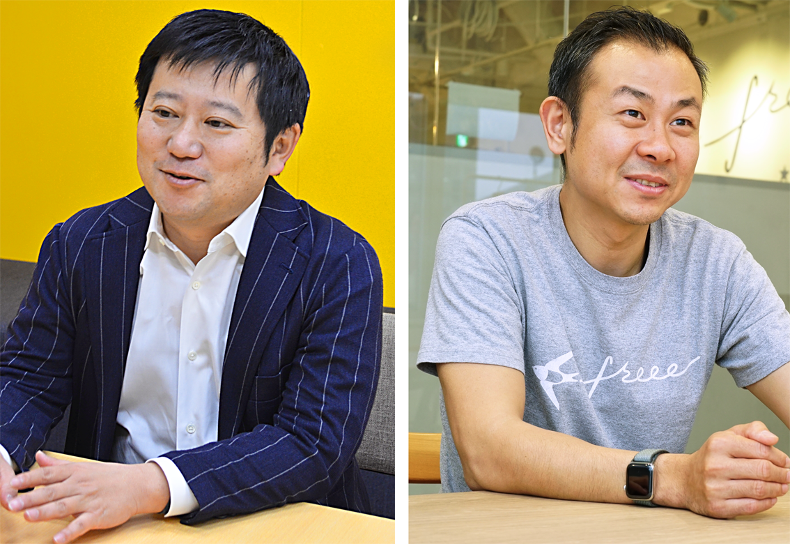 マネーフォワード・辻庸介社長(左)、freee・佐々木大輔CEO