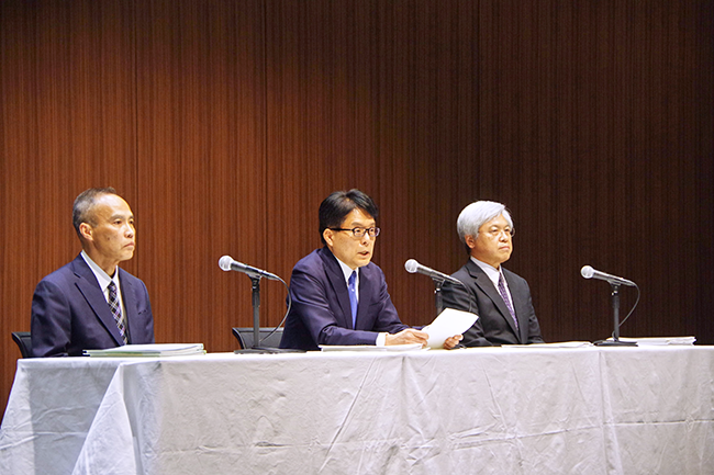 新社長に就任した（左から）衣川氏、増田氏、千田氏（1月9日、大手町プレイス）