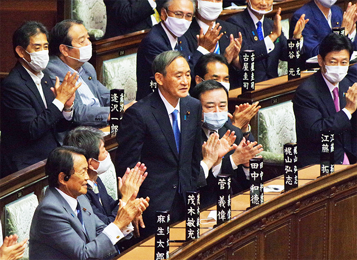 首相に指名された菅氏（9月16日、衆院）