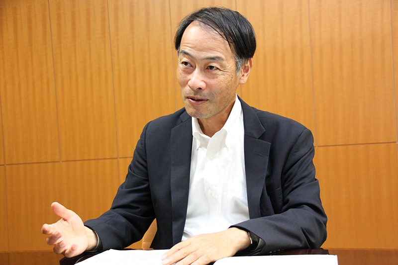 中島淳一・金融庁長官