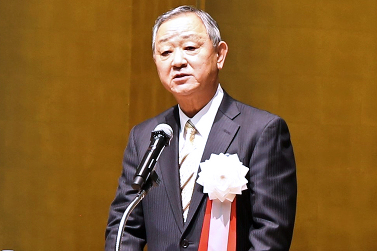 信組業界の課題について述べる柳沢会長(10月21日)