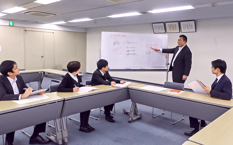 福岡県信保協は、ゼロゼロ制度を利用した企業へ経営支援を検討する会議を実施(2月22日)