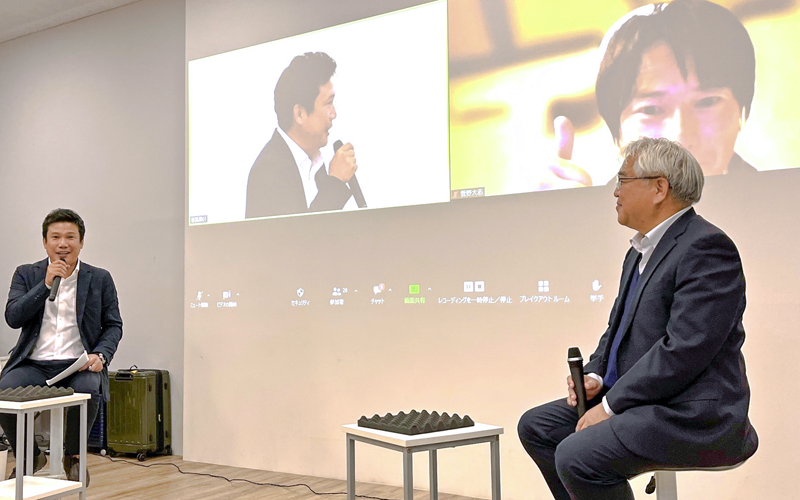 RCGの天間幸生代表取締役CEO(左)やちいきん会の新田信行代表理事らとの特別対談も実施した(10月23日、東京都内)