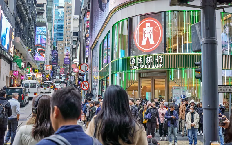 観光客で混雑する香港の金融街・中環エリア(1月23日)