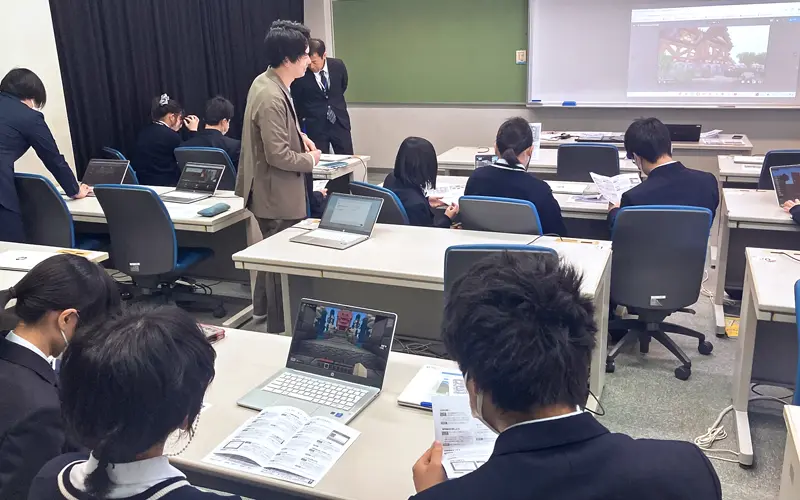 三井住友フィナンシャルグループは2月に福井南高校で「マイクラ」を活用した金融教育を試行(SMBCコンシューマーファイナンス提供)