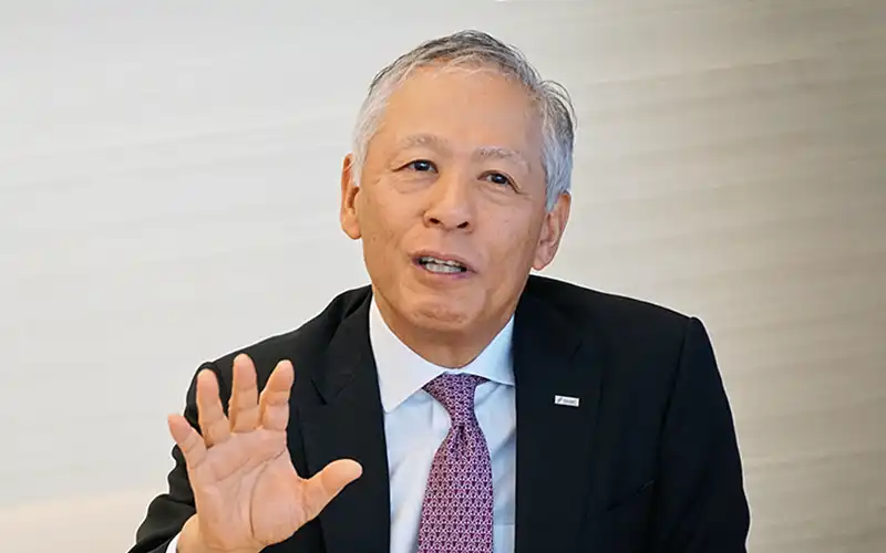 2025年1月1日号3面　特集　新春インタビュー、福留・全銀協会長、スタートアップ育て再成長実現