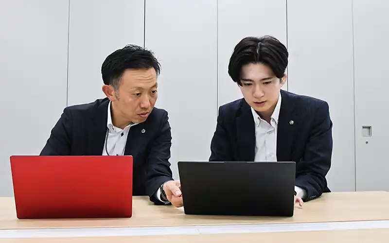 2025年1月17日号1面　預金獲得新時代（下）限られたパイ　争奪戦に