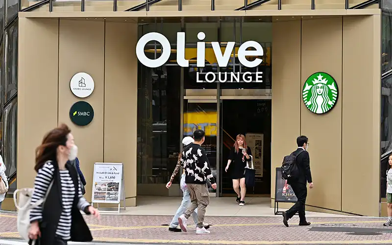 オープンから1周年のオリーブラウンジ渋谷店(5月26日)