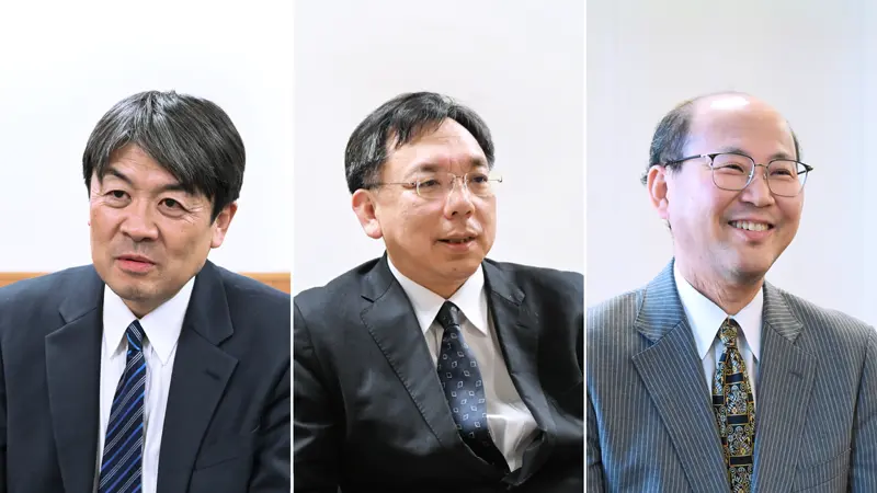 （左から）石田 晋也・監督局長、堀本 善雄・総合政策局長、井上 俊剛・企画市場局長