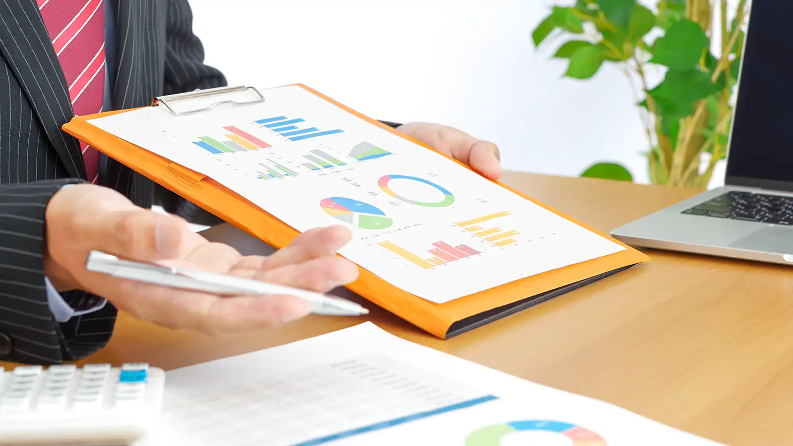 2026年1月23日号3面 三菱UFJ信託銀行、地域銀行に新ラップ提供、自行口座で資産管理