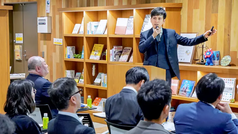 海外ビジネス戦略に資する外国資本連携活用セミナー（３月12日、池田泉州銀行の情報発信拠点「GUTSU GUTSU」、日本M&Aセンター提供）